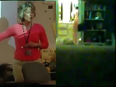 Porno støping skinny trans-jente og vakuum kolbe