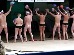 Porno videoer familie orgie naken i sanden